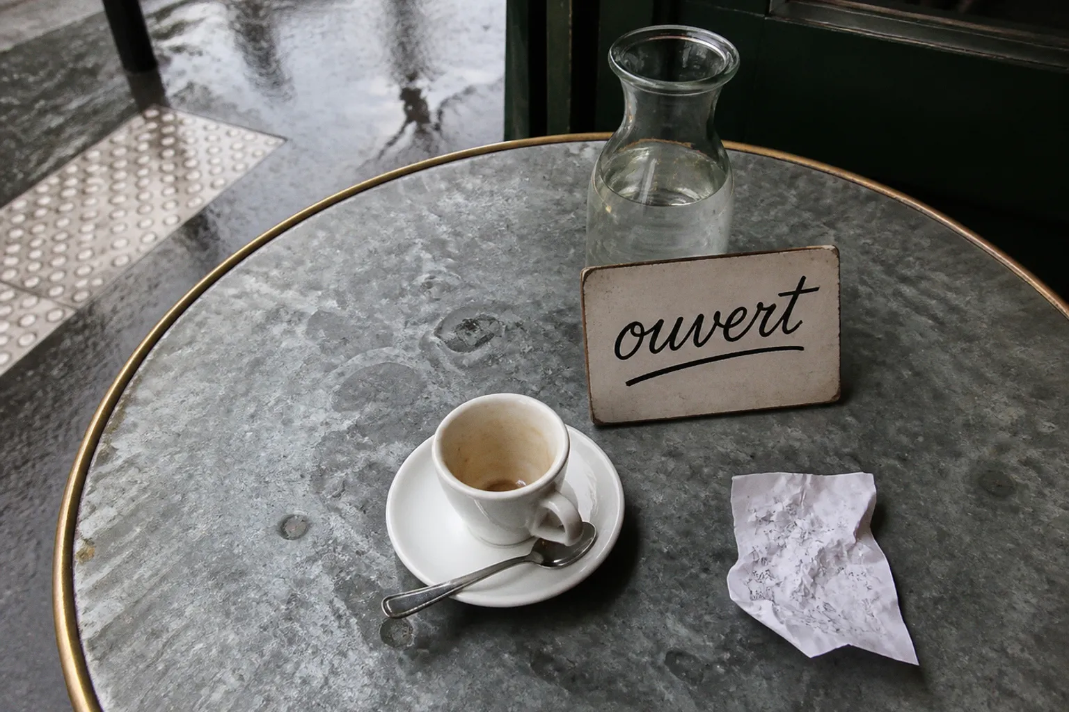 Commerces de proximité à Paris : quelle option choisir ?