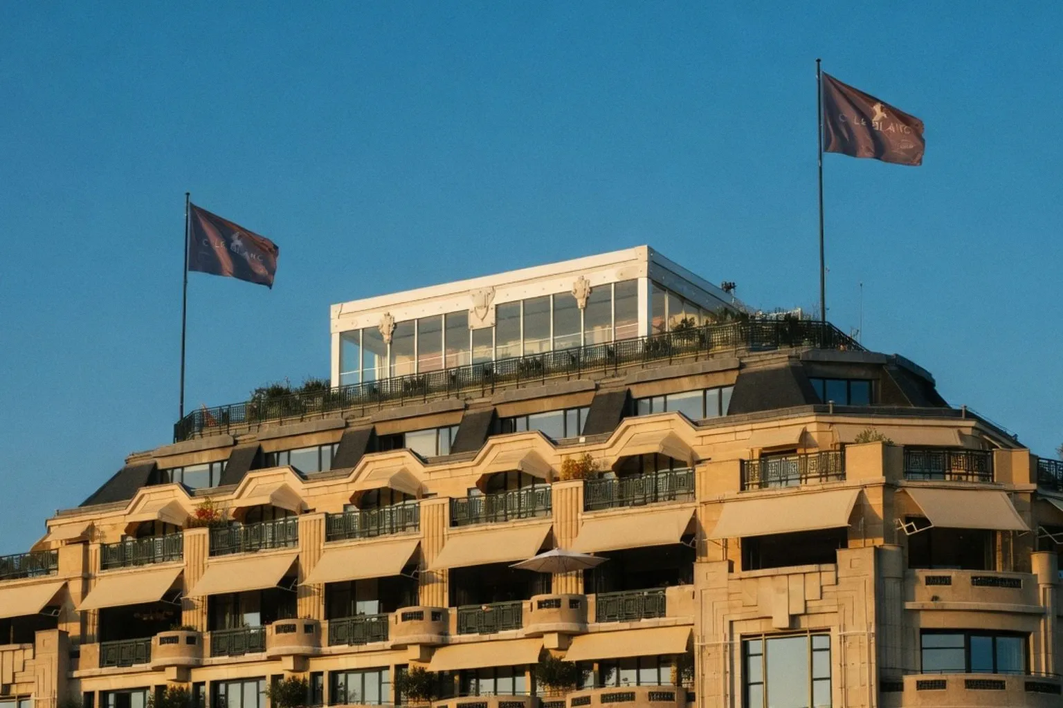 Hôtellerie de luxe à Paris : les coulisses d'un classement mondial contrasté